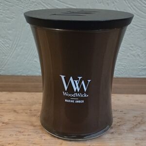WoodWick Marine Amber Candle in Rich Brown